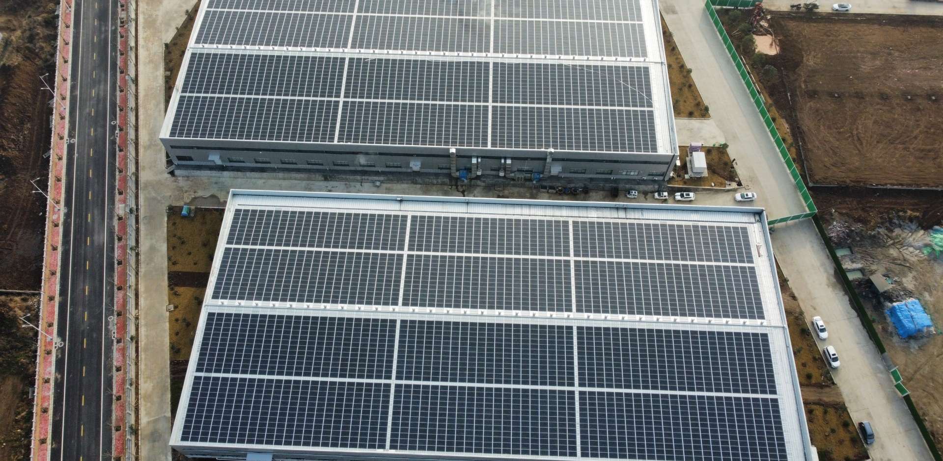 1920-2021年3月，，，河南唐河县 中部食物城BIPV光伏项目，，，装机量1.8MW，，，年发电200万度，，，知足45%用电需求.jpg